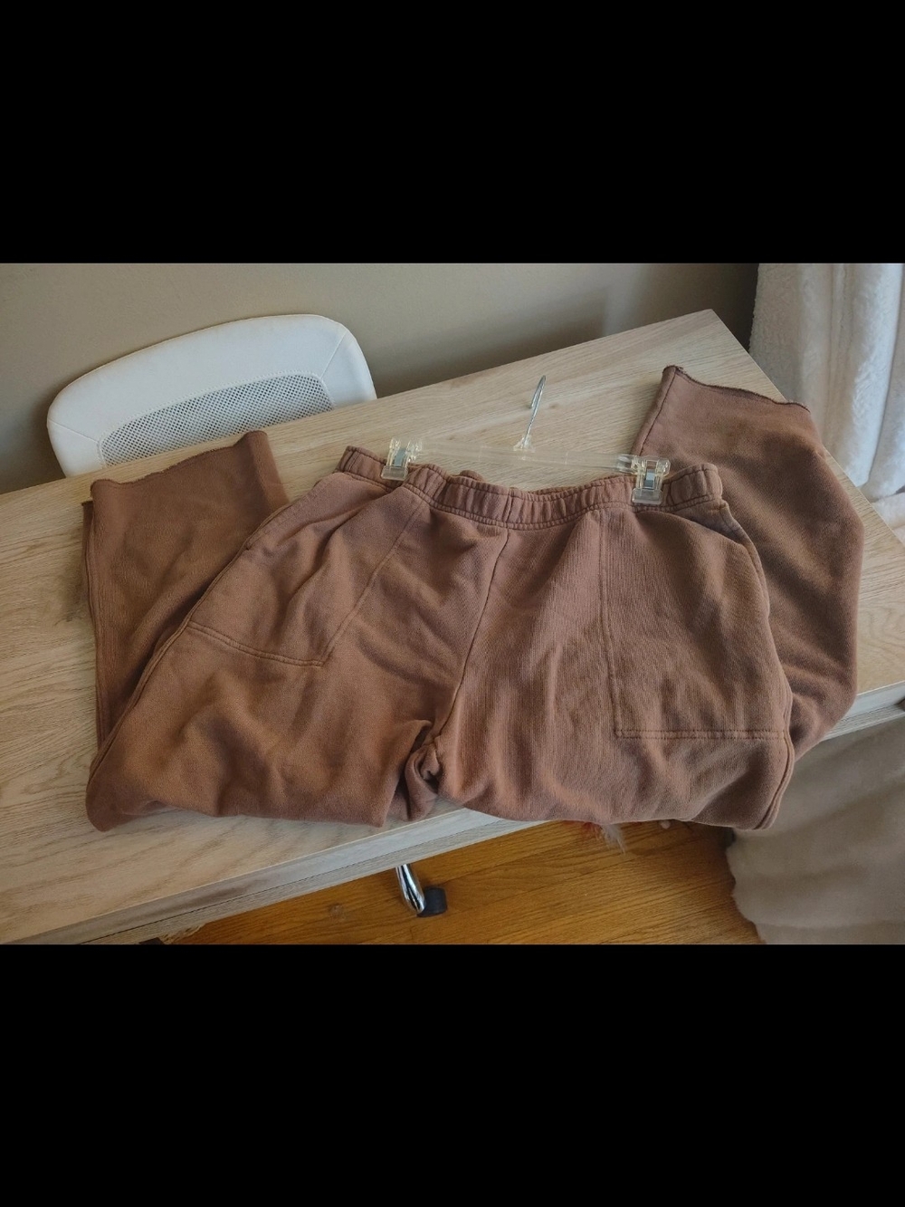 ⭐aerie Brown Cropped Sweatpants